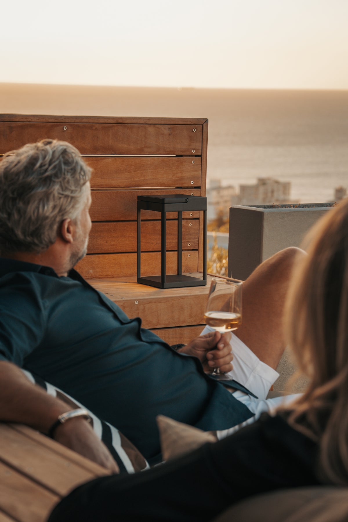 Garden Lanterns: The Complete UK Guide to the Best Solar Lantern in 2026